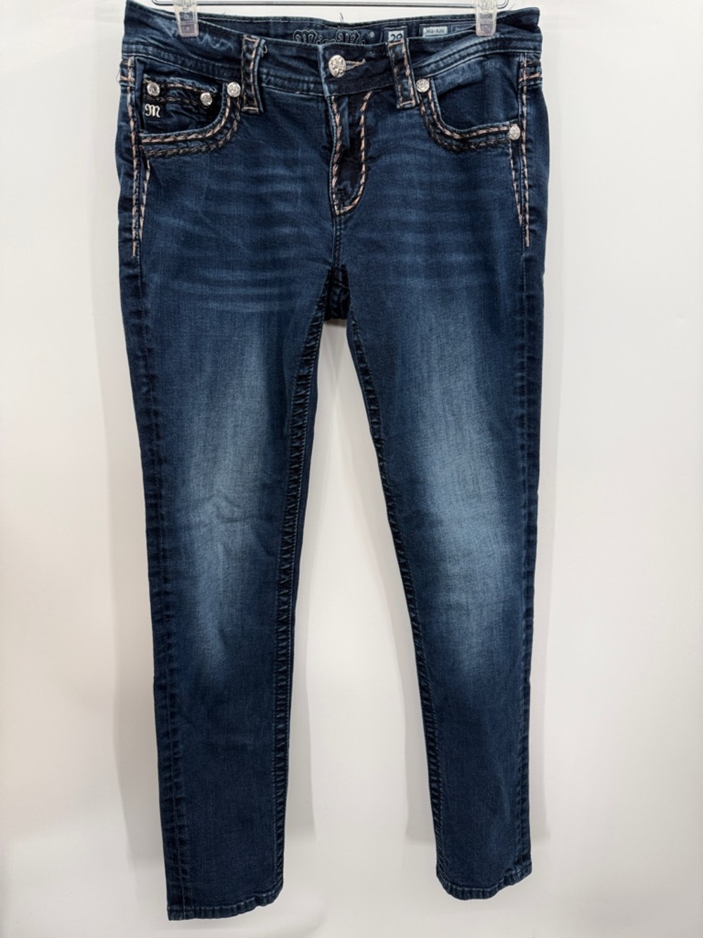 Miss Me Jeans Mid-Rise Skinny with some Bling on the back Size 29x30